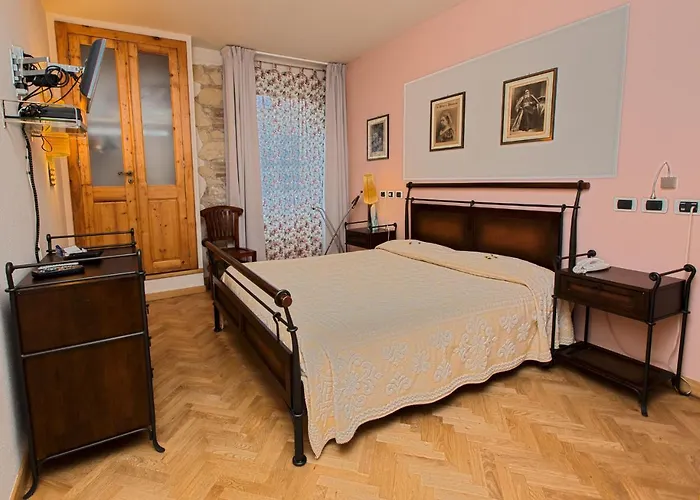Maison Savoia B&B Apartment