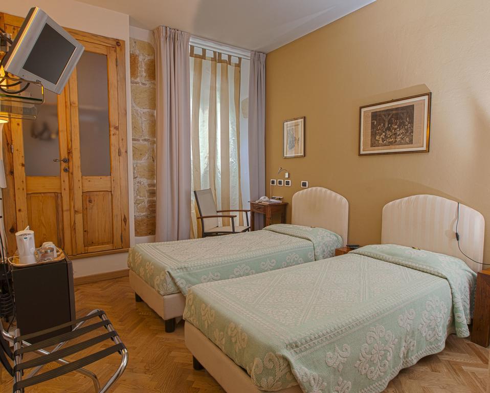 Maison Savoia 2*